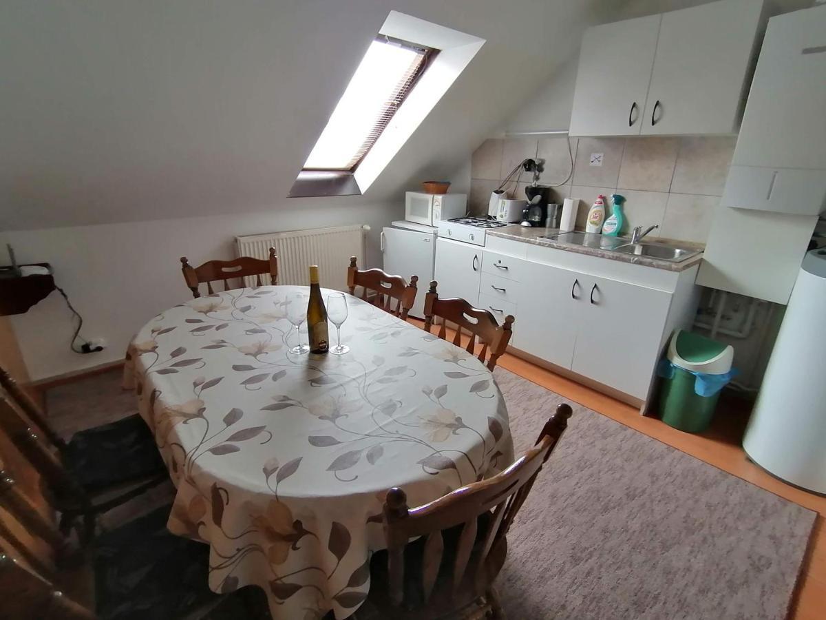 Joos Apartman Sárvár Exterior foto