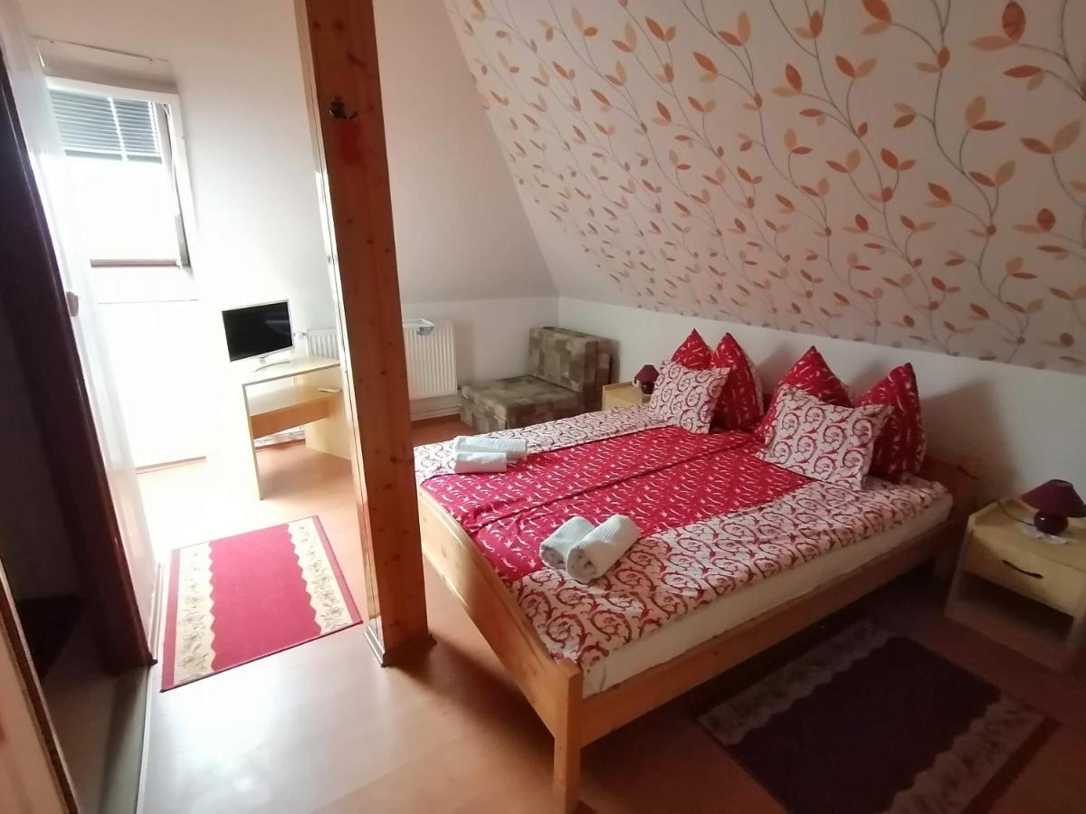 Joos Apartman Sárvár Exterior foto